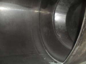 Mischbehälter nach der Reinigung mittels Trockeneisstrahlen